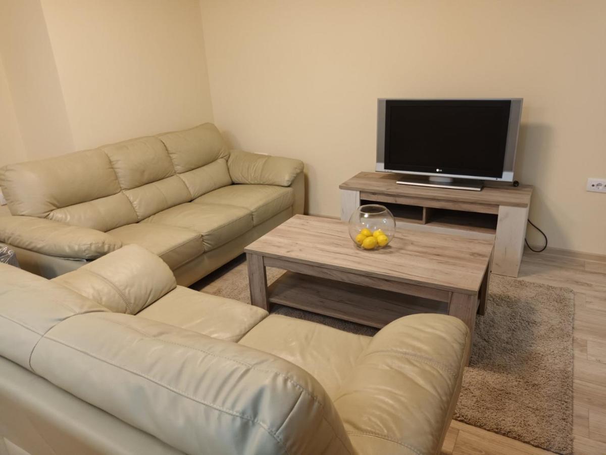 Apartman Marina Sajmiste Exterior foto